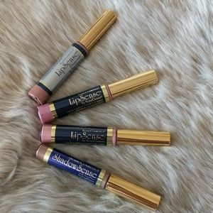 Lot of Lipsense. 3 Lipsense 1 shadow sense.
